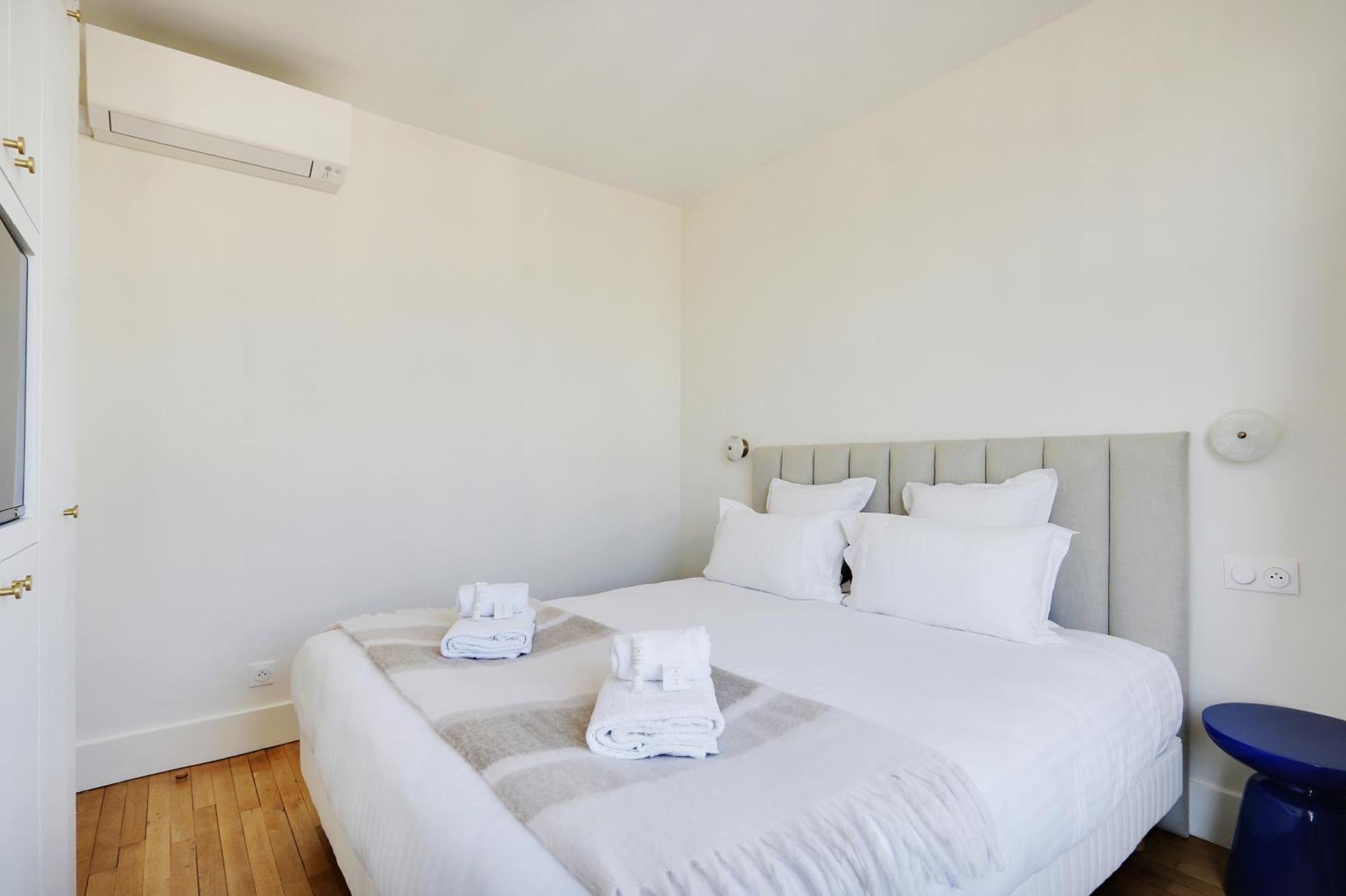 Pick A Flat'S Apartment In Saint Michel - Rue Du Sommerard Париж Екстериор снимка