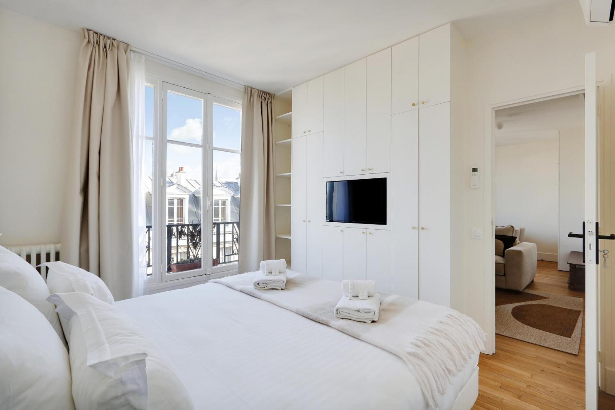 Pick A Flat'S Apartment In Saint Michel - Rue Du Sommerard Париж Екстериор снимка